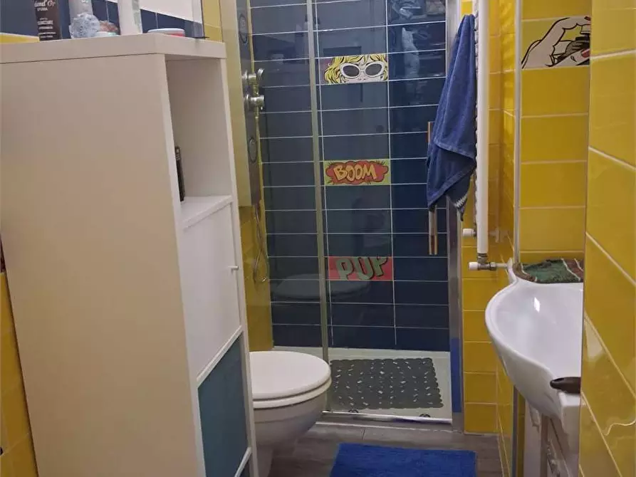 Immagine 13 di Stabile in vendita  a Formia