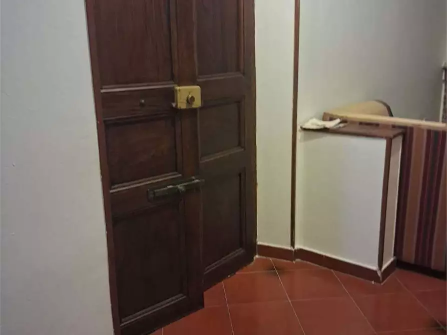 Immagine 18 di Appartamento in vendita  a Formia