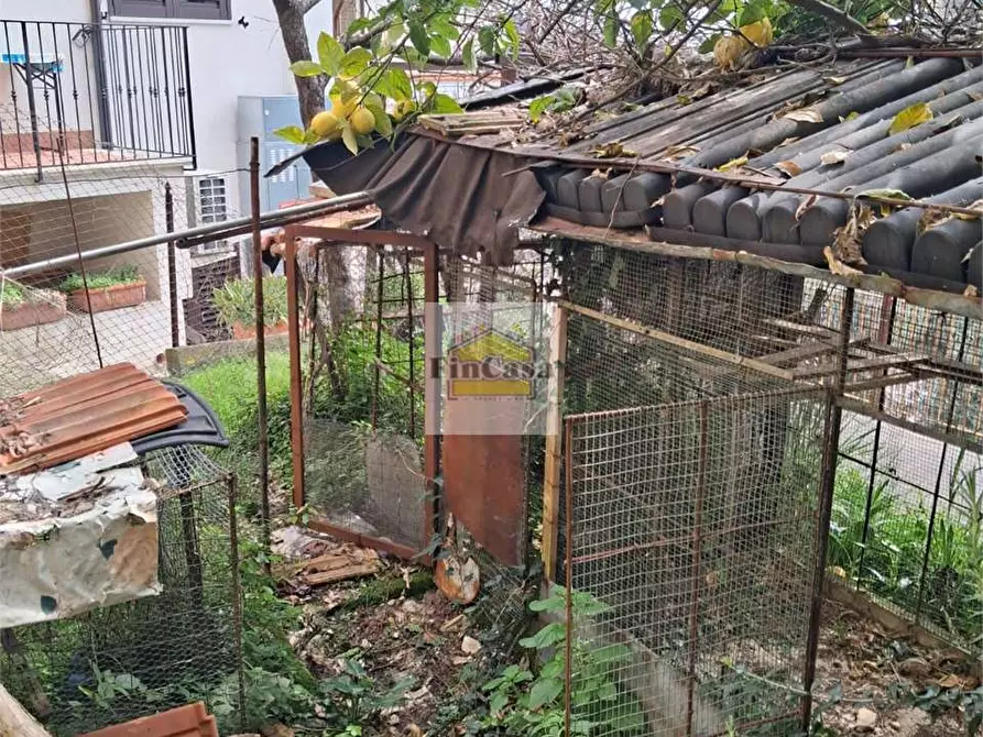 Immagine 23 di Stabile in vendita  a Formia