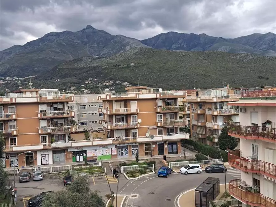 Immagine 18 di Appartamento in vendita  a Formia