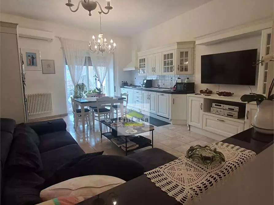 Immagine 16 di Appartamento in vendita  a Itri