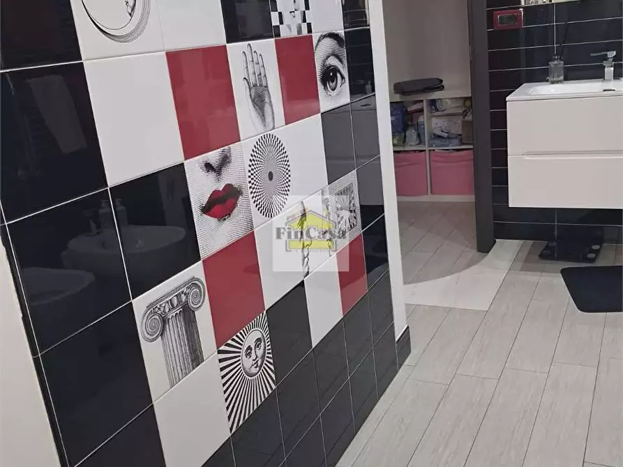 Immagine 10 di Appartamento in vendita  a Formia