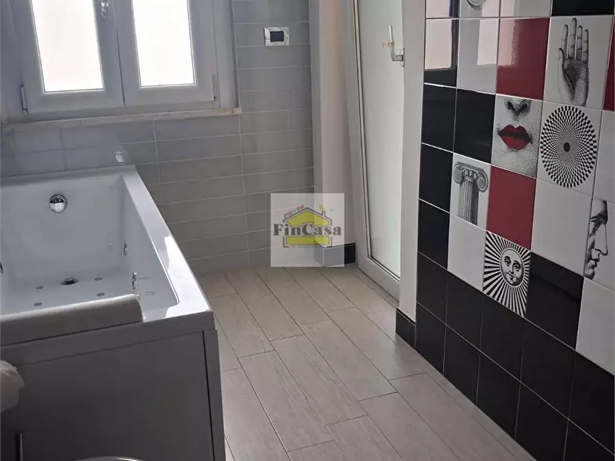 Immagine 11 di Appartamento in vendita  a Formia