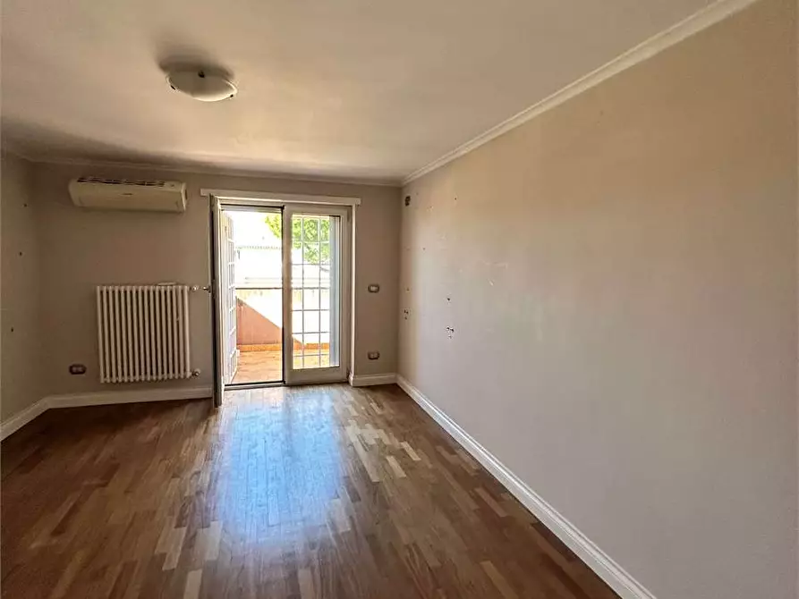 Immagine 20 di Appartamento in vendita  a Formia