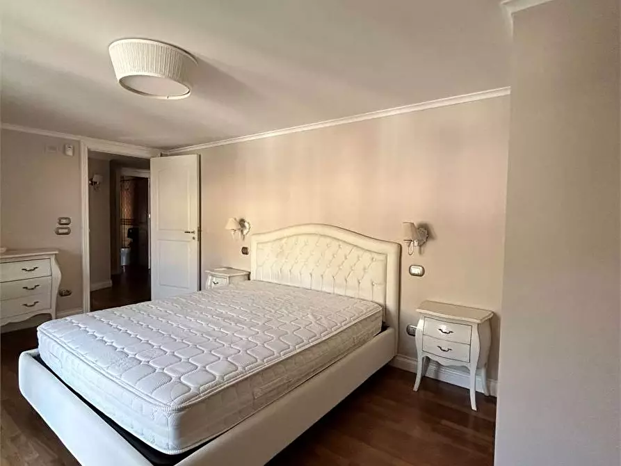 Immagine 31 di Appartamento in vendita  a Formia