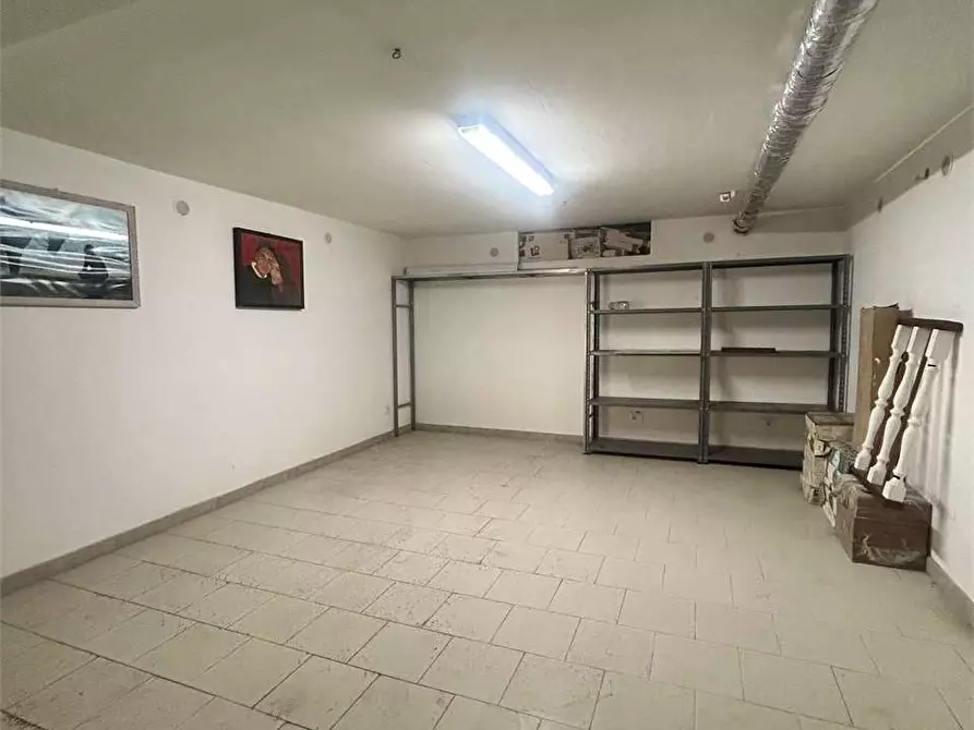 Immagine 37 di Appartamento in vendita  a Formia