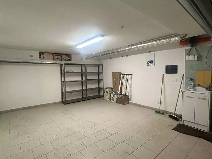 Immagine 38 di Appartamento in vendita  a Formia