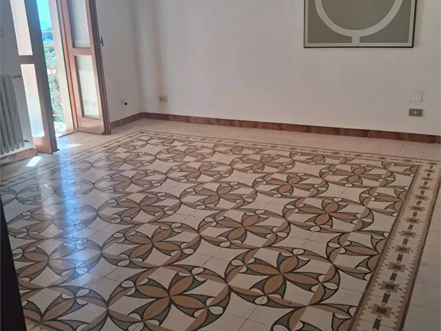 Immagine 9 di Trilocale in vendita  a Formia