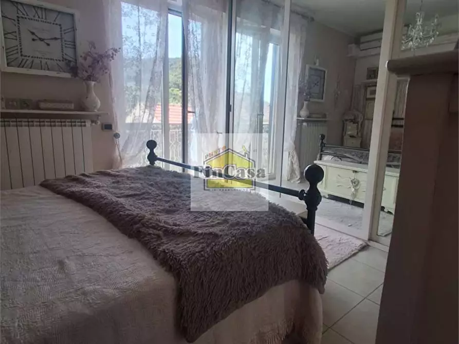 Immagine 21 di Appartamento in vendita  a Formia