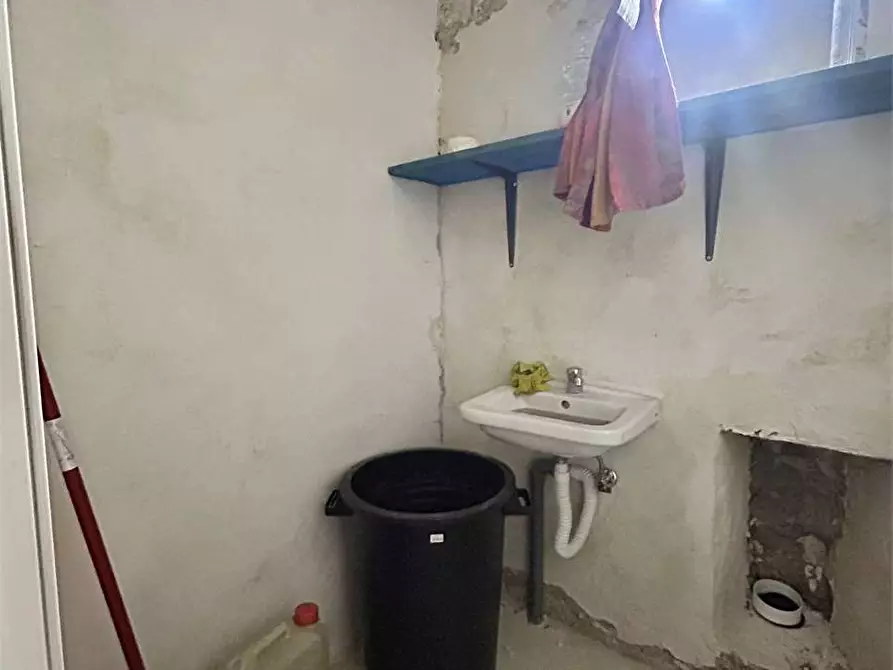 Immagine 19 di Appartamento in vendita  a Itri