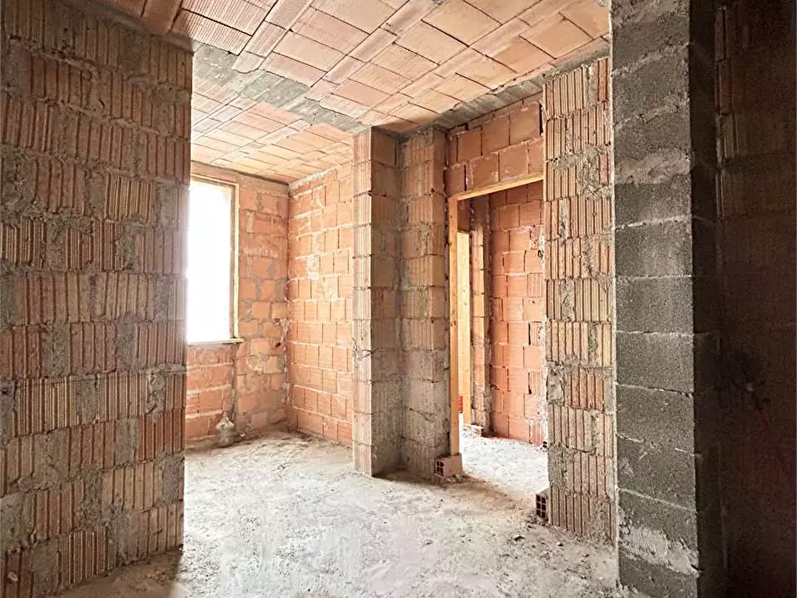Immagine 21 di Appartamento in vendita  a Itri