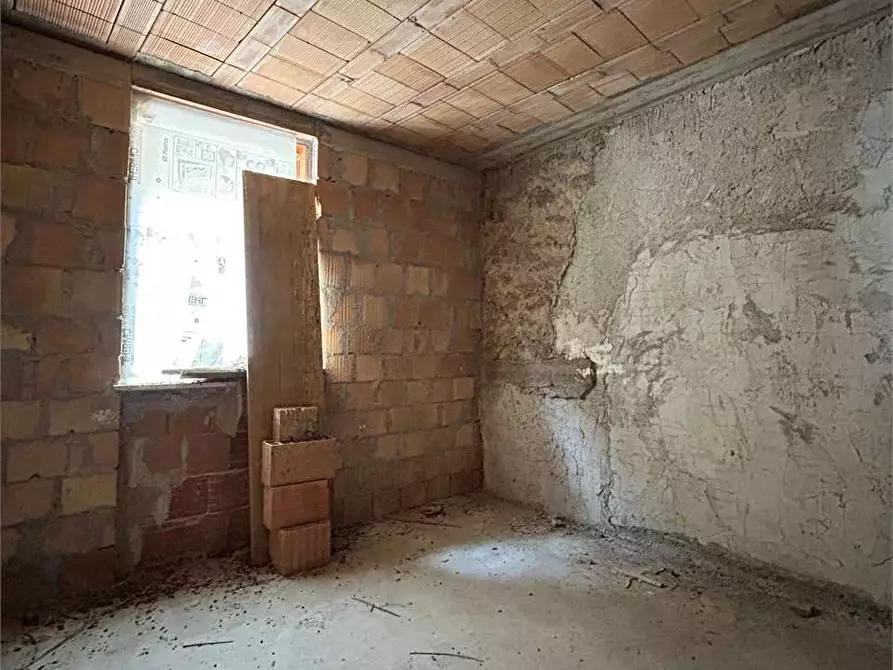 Immagine 33 di Appartamento in vendita  a Itri
