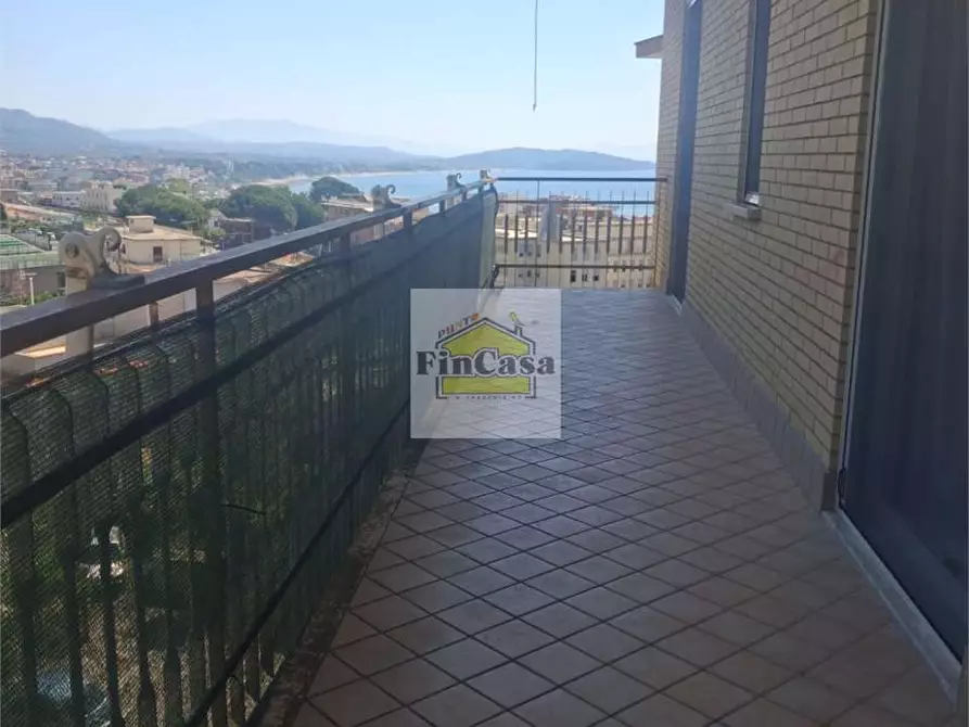 Immagine 21 di Appartamento in vendita  a Formia