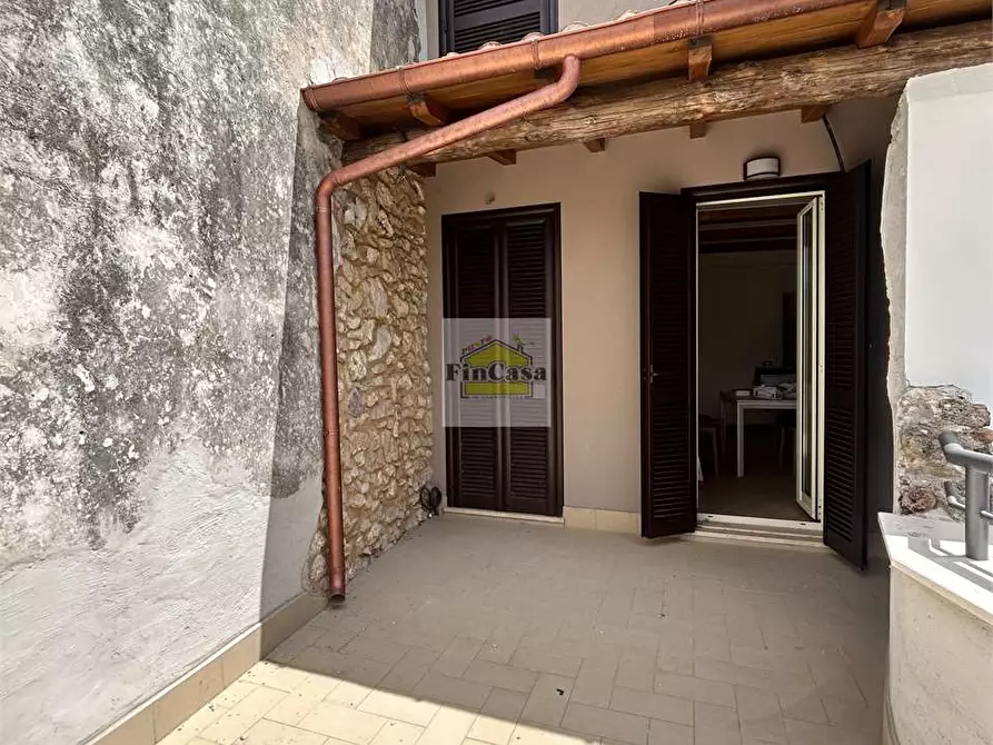 Immagine 2 di Appartamento in affitto  a Itri