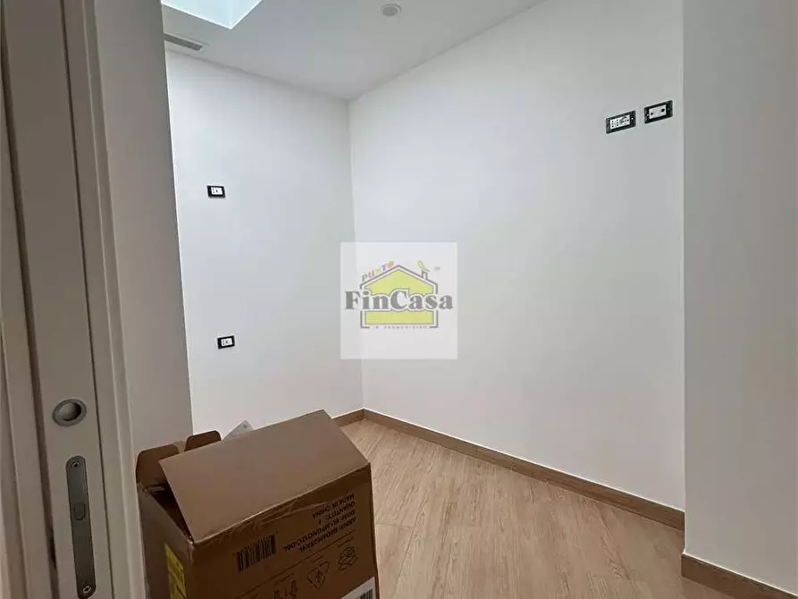 Immagine 9 di Appartamento in affitto  a Itri