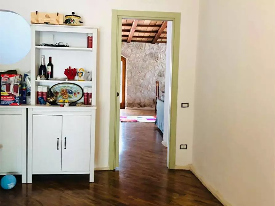 Immagine 8 di Villa in affitto  a Formia