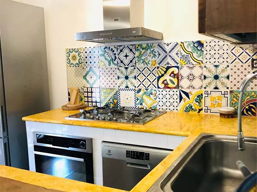 Immagine 10 di Villa in affitto  a Formia