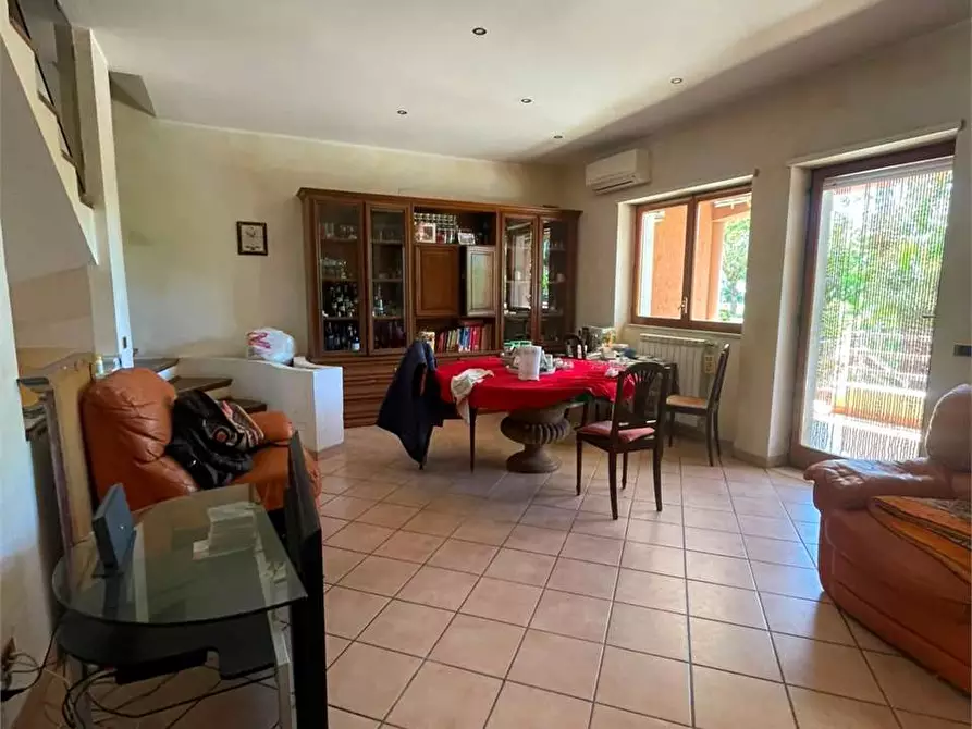 Immagine 6 di Villa in vendita  a Formia