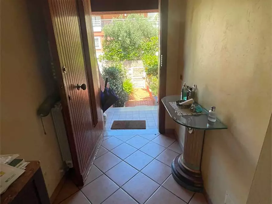 Immagine 7 di Villa in vendita  a Formia