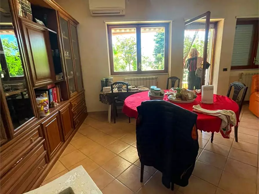 Immagine 8 di Villa in vendita  a Formia