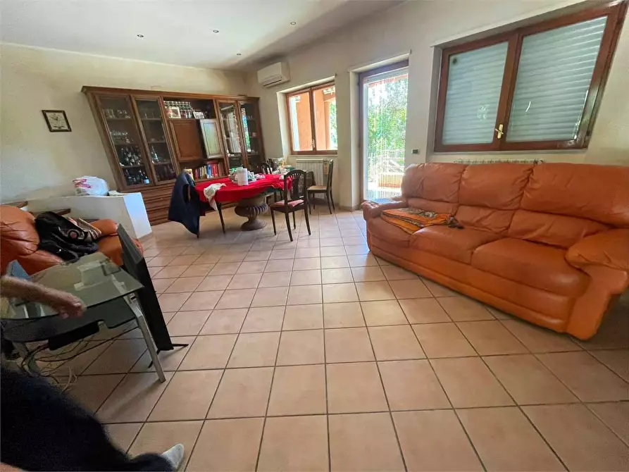 Immagine 9 di Villa in vendita  a Formia