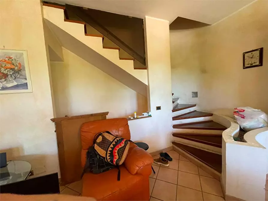 Immagine 10 di Villa in vendita  a Formia