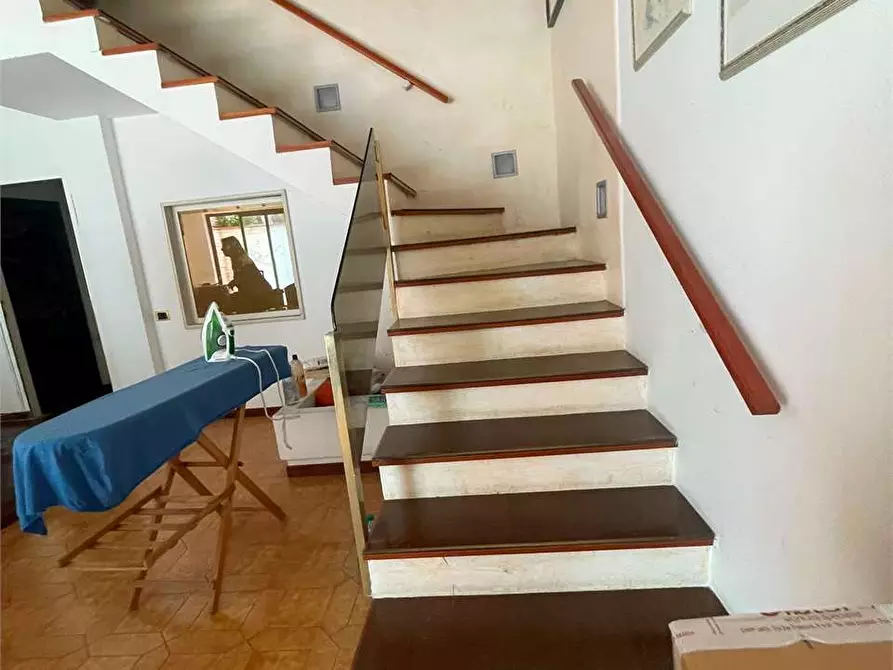 Immagine 14 di Villa in vendita  a Formia
