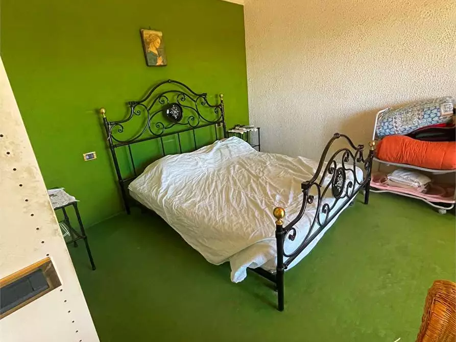 Immagine 18 di Villa in vendita  a Formia