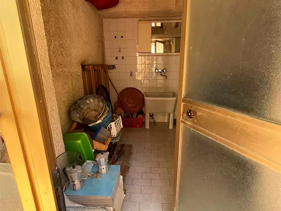 Immagine 28 di Villa in vendita  a Formia