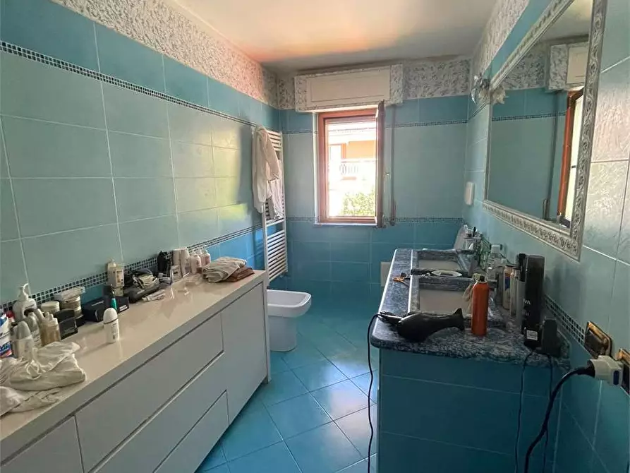 Immagine 31 di Villa in vendita  a Formia
