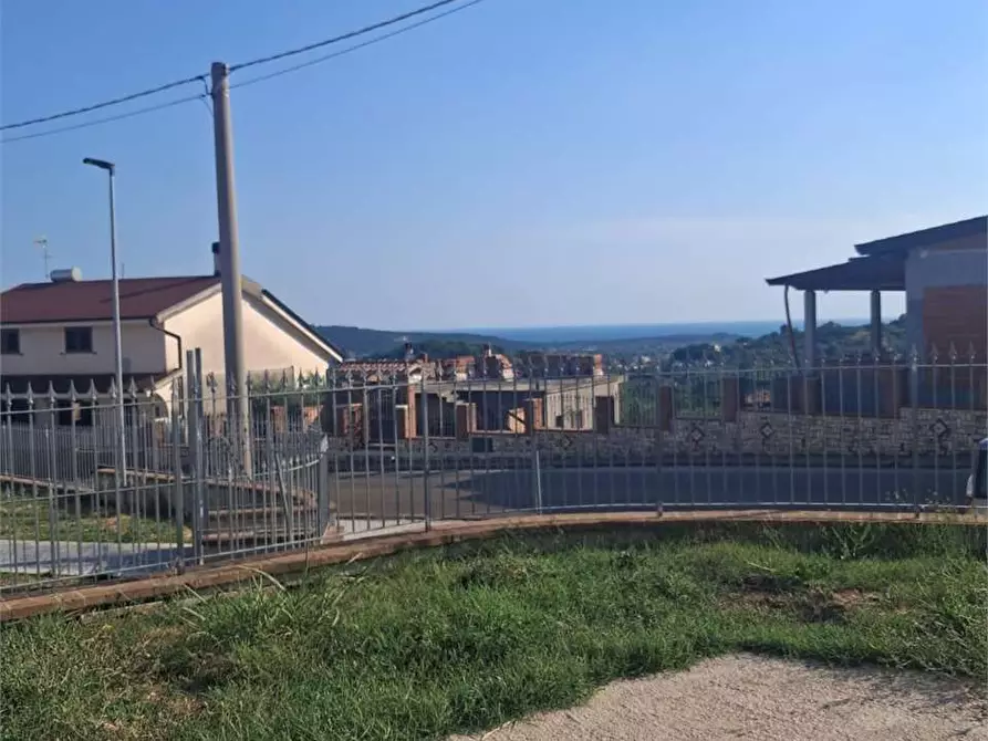 Immagine 1 di Villa in vendita  a Spigno Saturnia