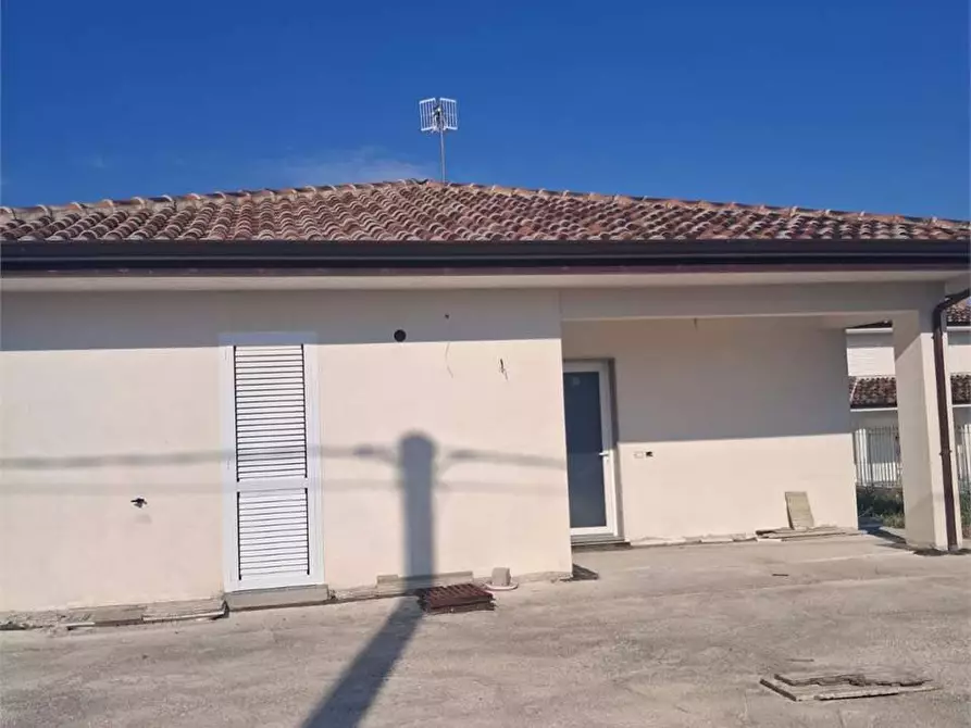 Immagine 23 di Villa in vendita  a Spigno Saturnia