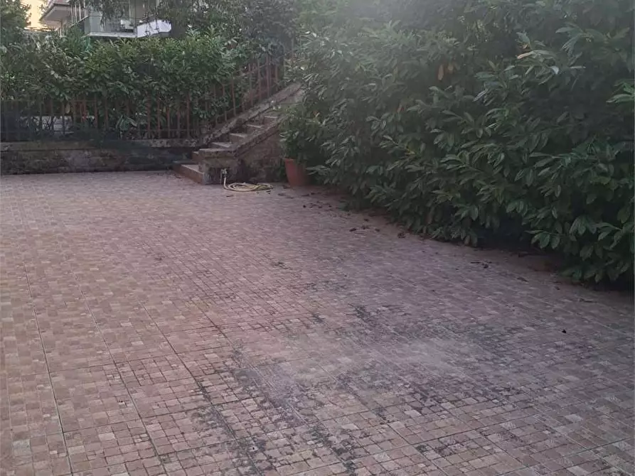 Immagine 1 di Villa in affitto  a Formia