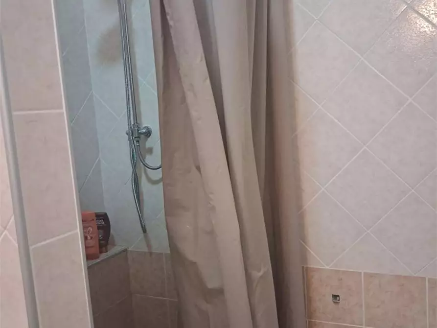 Immagine 6 di Villa in affitto  a Formia