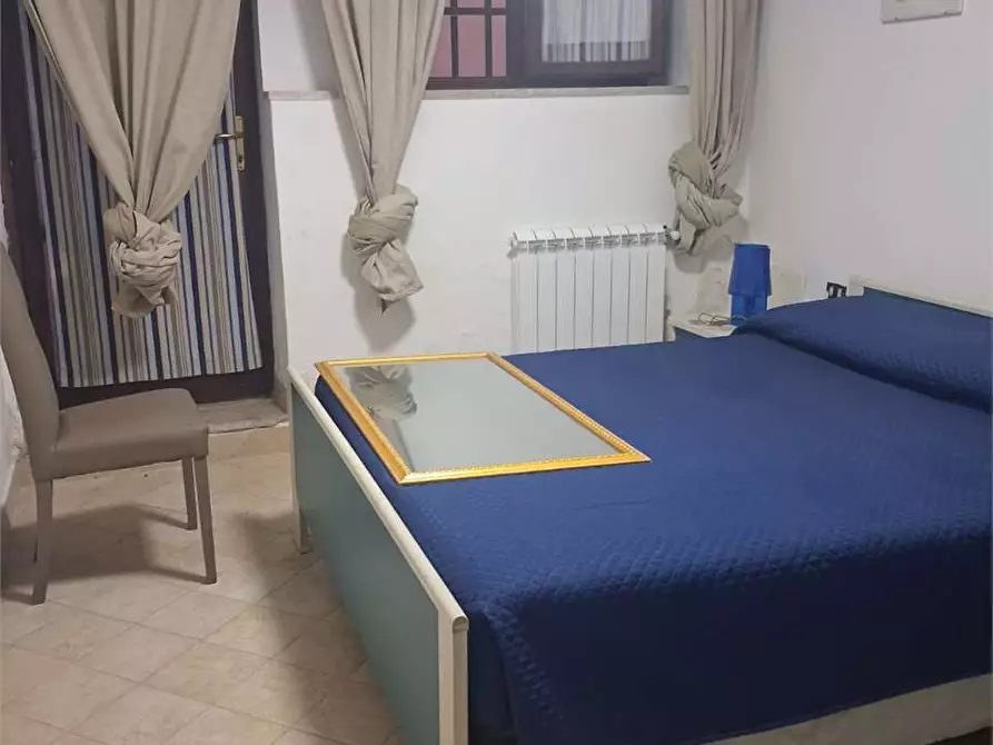 Immagine 17 di Villa in affitto  a Formia