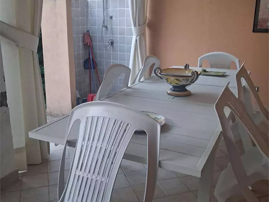 Immagine 24 di Villa in affitto  a Formia