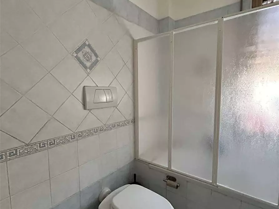 Immagine 18 di Appartamento in vendita  a Formia