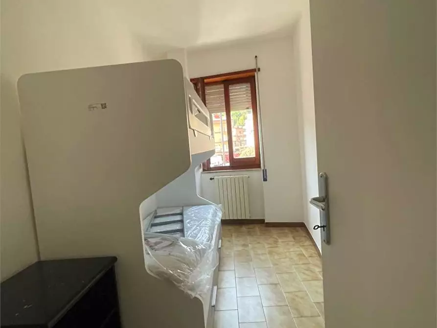 Immagine 17 di Appartamento in affitto  a Itri