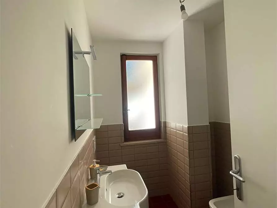 Immagine 20 di Appartamento in affitto  a Itri