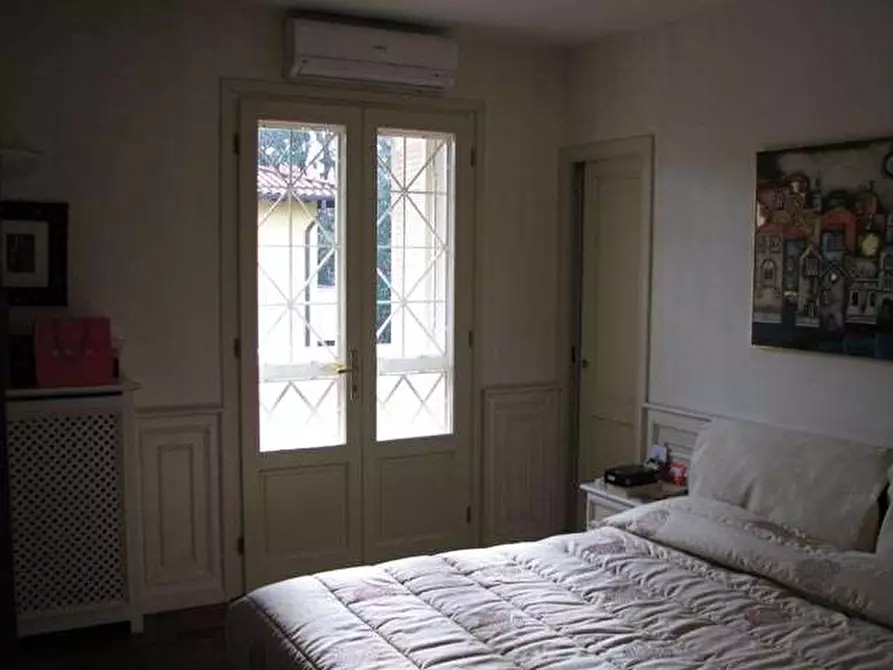 Immagine 13 di Villa in affitto  in Via A.Volta a Forte Dei Marmi