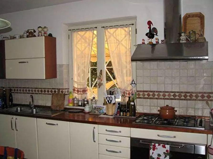 Immagine 19 di Villa in affitto  in Via A.Volta a Forte Dei Marmi