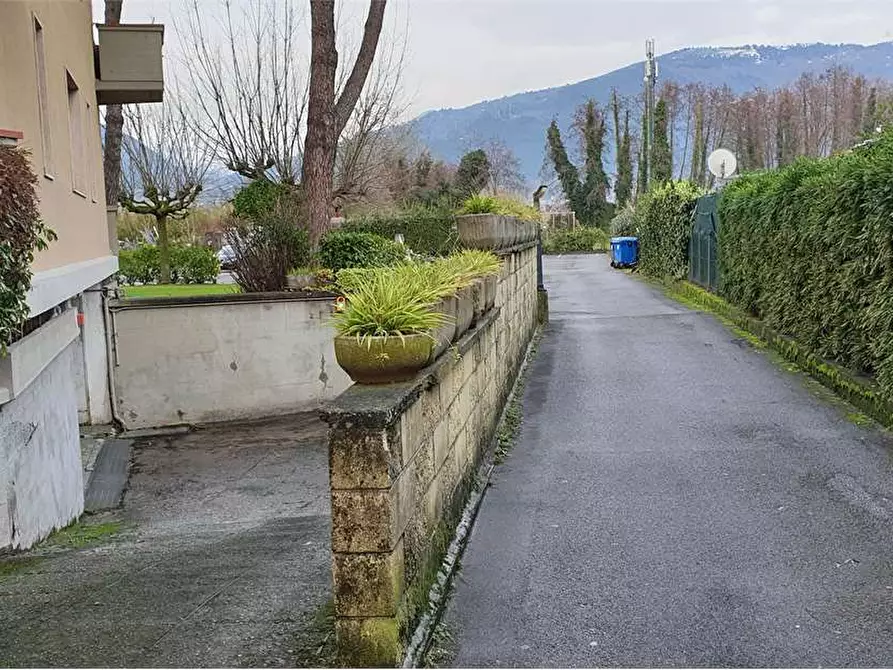Immagine 27 di Appartamento in vendita  in Via  Pandolfino a Massa