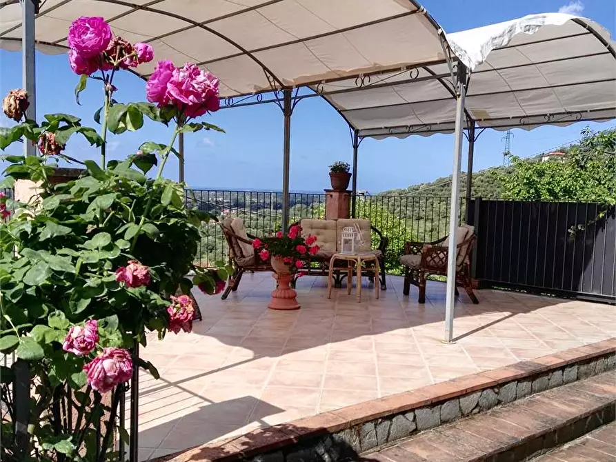 Immagine 6 di Casa bifamiliare in vendita  in Via Forni a Seravezza