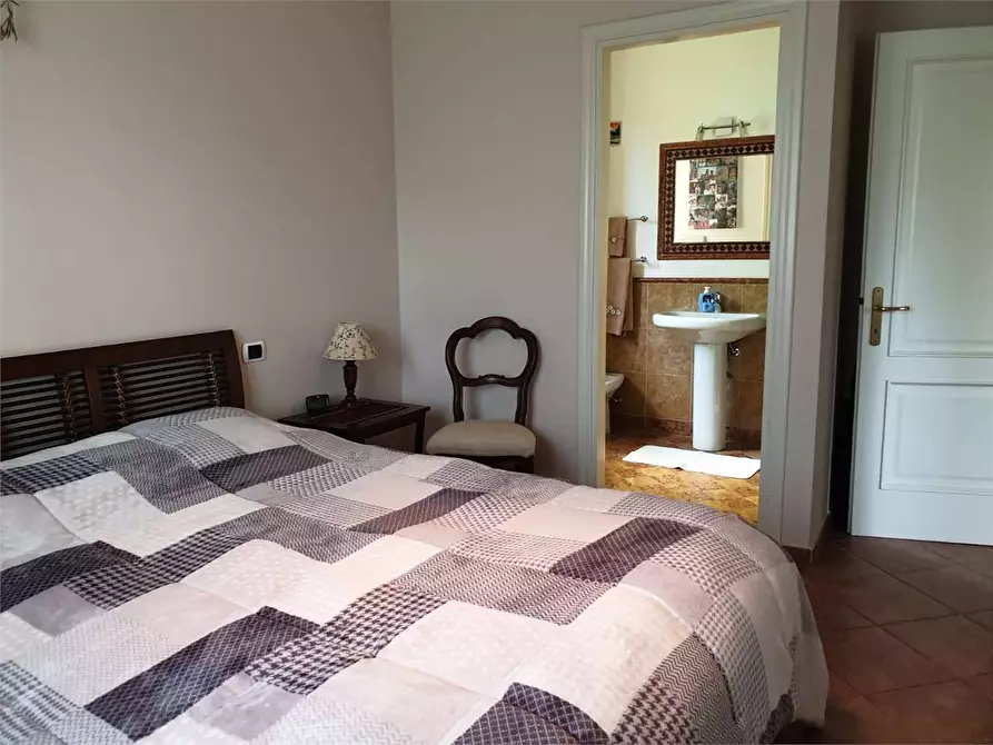 Immagine 19 di Villa in vendita  in Via Setteponti a Pietrasanta