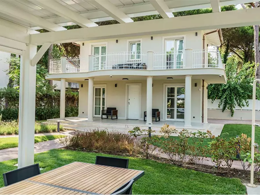 casa indipendente in affitto a Forte dei Marmi in zona Vittoria Apuana