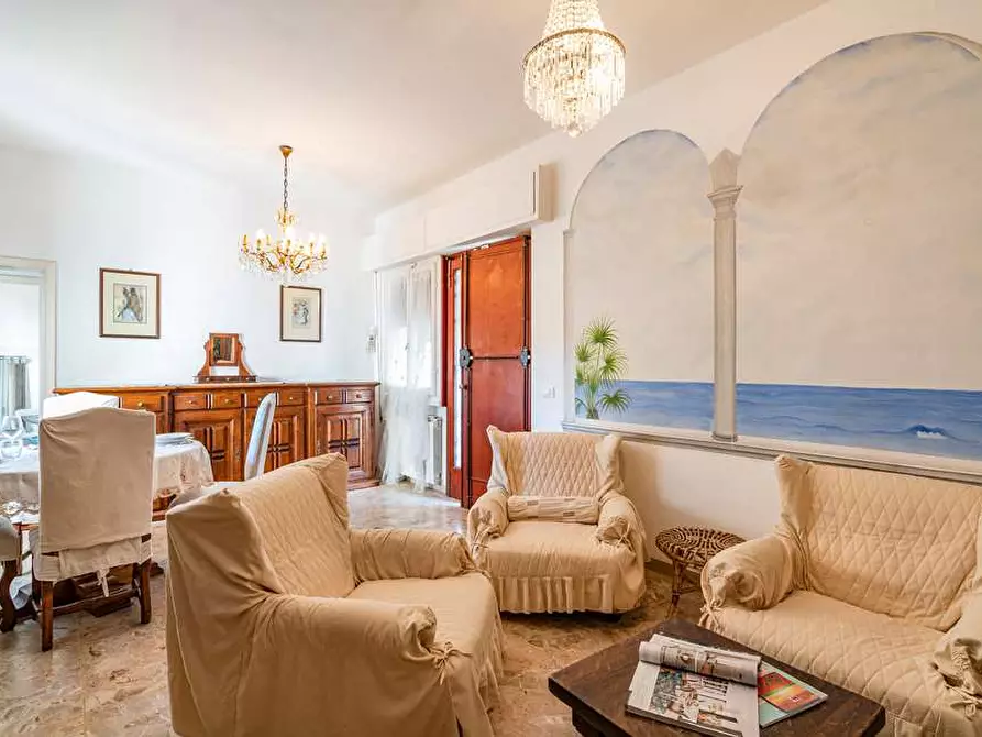 Immagine 4 di Casa bifamiliare in affitto  in Via Cesare Battisti a Pietrasanta