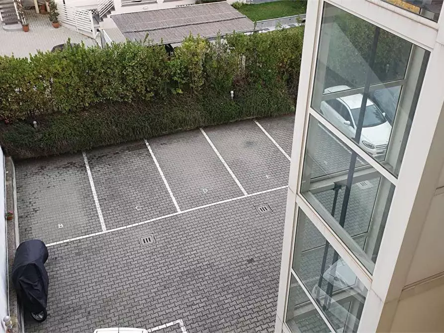 Immagine 11 di Appartamento in vendita  in Via dei Salesiani a Pietrasanta