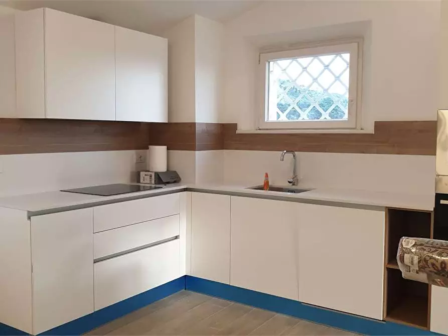 Immagine 1 di Appartamento in vendita  in Via dei Salesiani a Pietrasanta