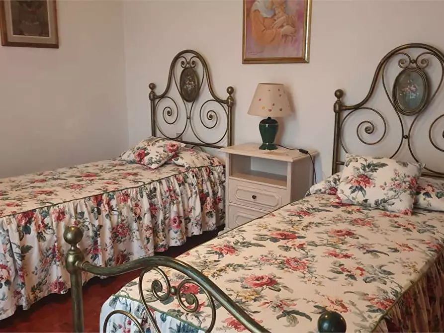 Immagine 25 di Villa in affitto  in Via Colombo a Forte Dei Marmi