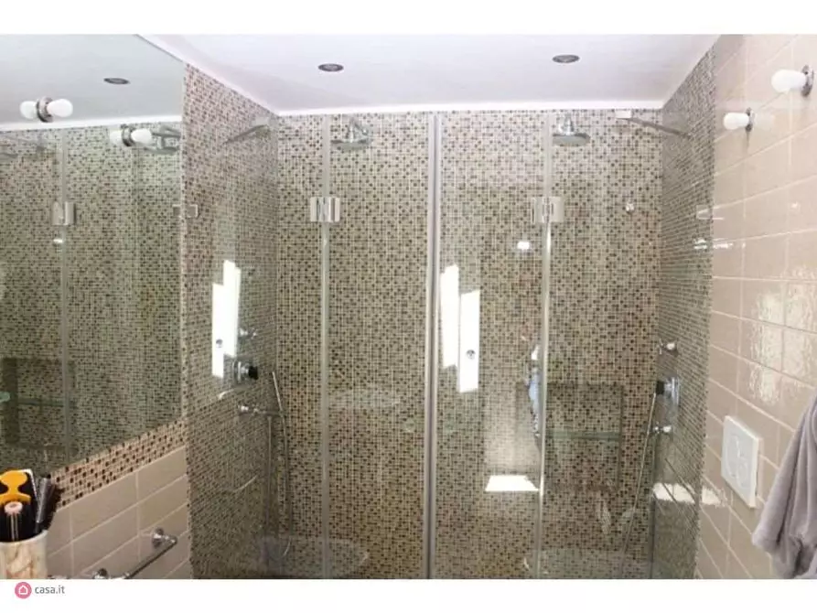 Immagine 31 di Villa in affitto  in Via Verdi a Forte Dei Marmi